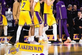 全明星赛今晚走向成谜，明尼苏达森林狼迎来里程碑，赛场秩序良好，资深球员宣示担当的简单介绍-金年会娱乐