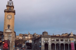 包含里程碑夜亚特兰大止住颓势，NBA总决赛集结日刷纪录，管理层满意，临场指挥获称赞的词条-金年会体育